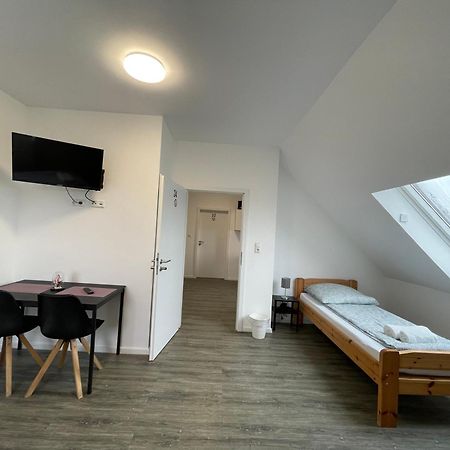 Comfortable Hostel In Wesseling Exterior photo